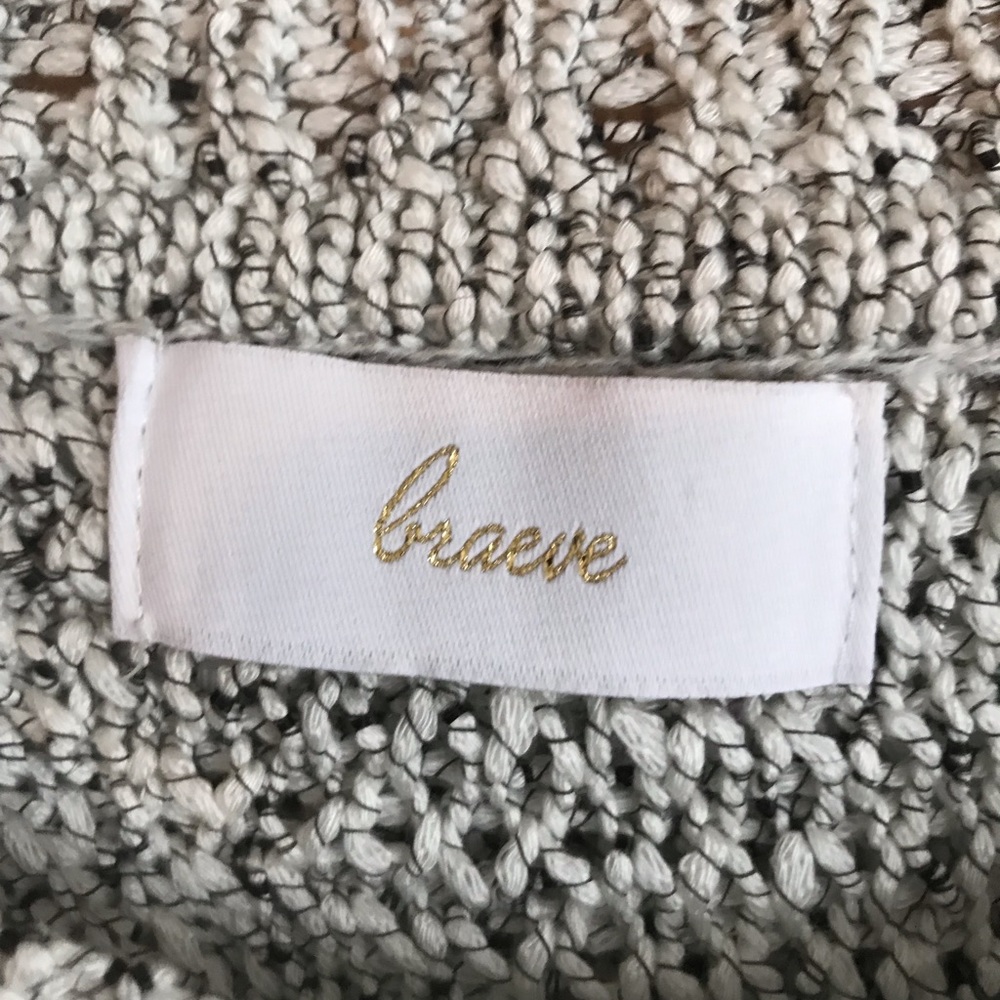 Sweater With Split Back - image 4